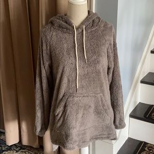 BNWT - Z Avenue, light Sherpa Hoodie, size M